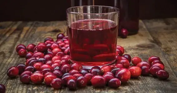 Using Cranberry Juice For Sore Throat Relief