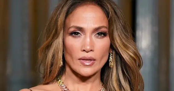 Why Jennifer Lopez Height Is Noteworthy